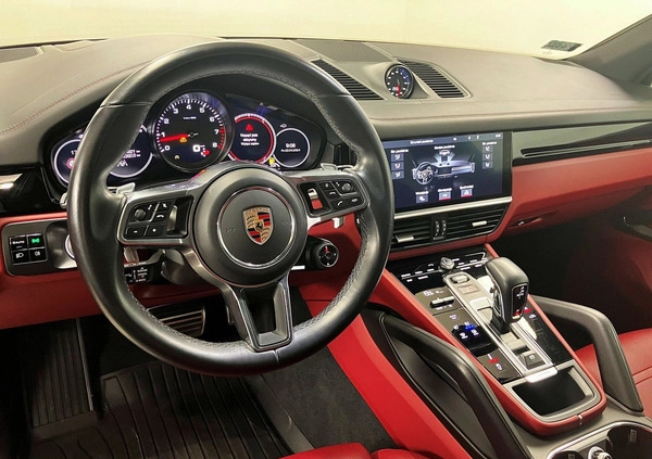 Porsche Cayenne cena 399000 przebieg: 74921, rok produkcji 2019 z Goniądz małe 781